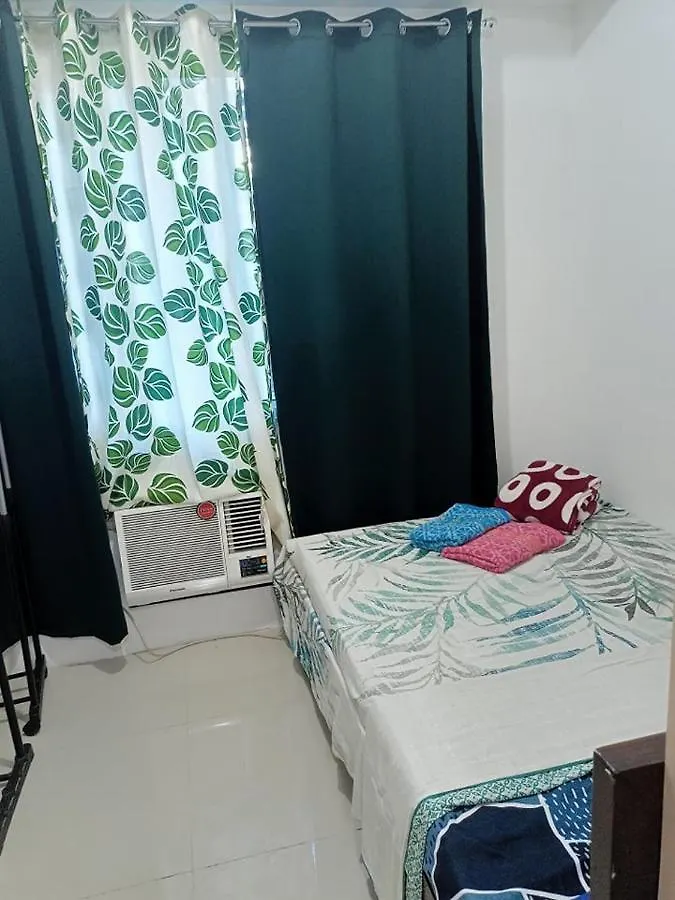 Sea Residences Manila 2*,