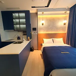 Elliy's , Busan South Korea